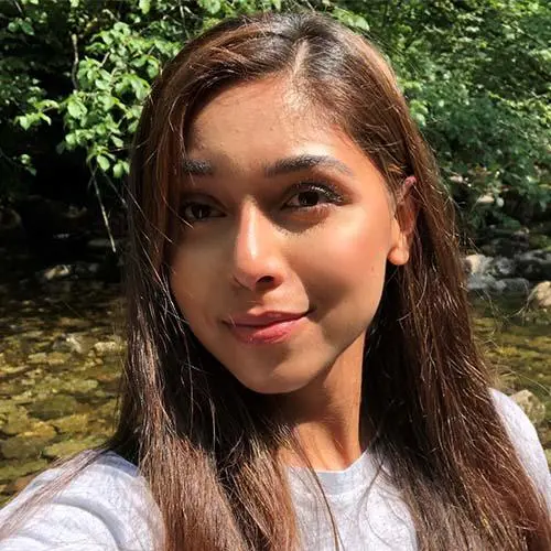 Rubia Khan is studying Business And Marketing, Ba (Hons).