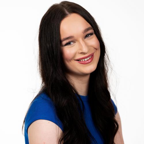 Headshot of Olivia Booth