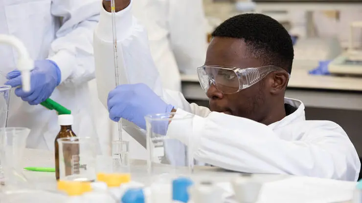Student working in laboratory facilities