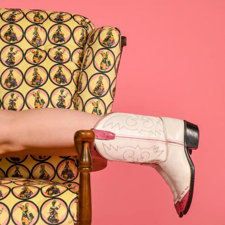 Amy Conder's Degree Show project draws inspiration from her passion for collecting vintage trinkets.