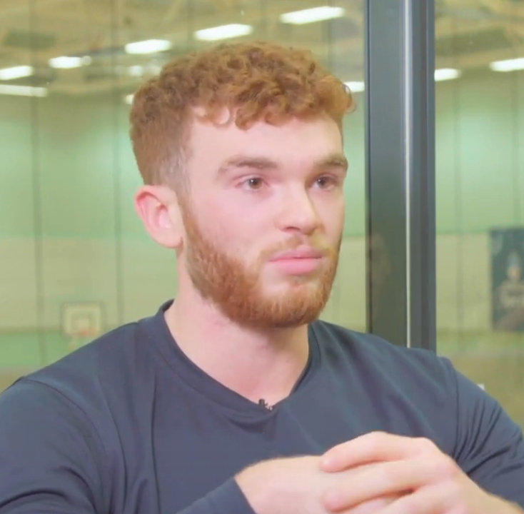 Louis Davies Mens Basketball