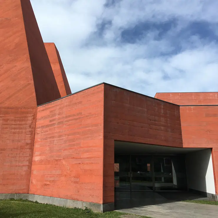 They also visited Casa das Histórias Paula Rego designed by Eduardo Souto de Moura to showcase the artwork of Paula Rego.