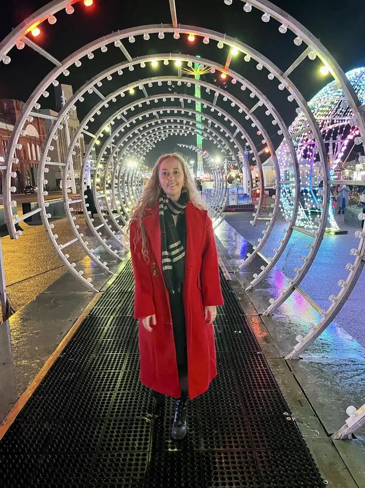 Maya visits the Blackpool lights