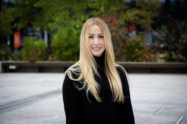 Headshot of Dr Jennifer  Hough