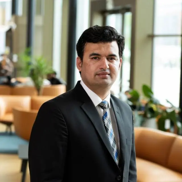 Headshot of Khuram Shahzad