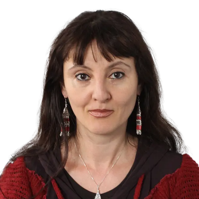 Headshot of Professor Cristina C. Popescu