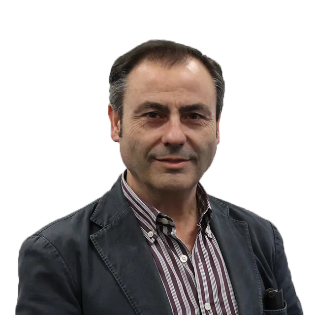 Headshot of Dr Felix Villalba-Romero