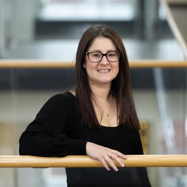 Headshot of Dr Joanne Pledger