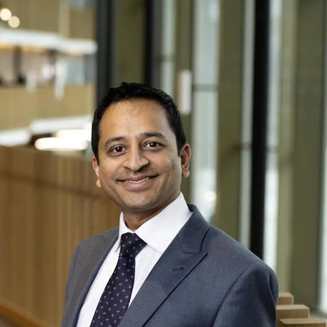 Headshot of Dr Nidghtta Anjan