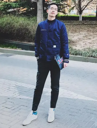 Qinliang Zhu, BA (Hons) and MA graduate