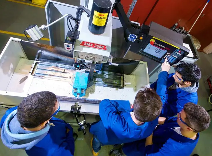 UCLan engineering students