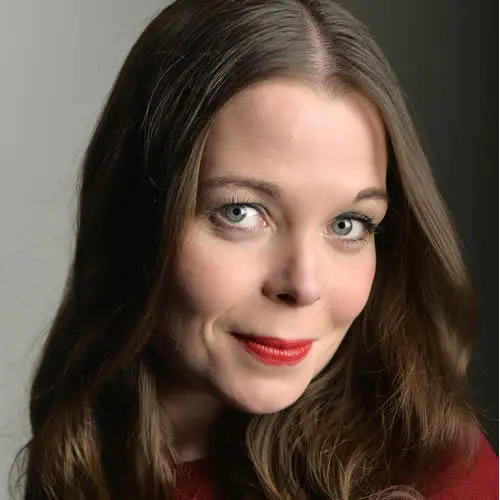Award-winning performer Juliette Burton
