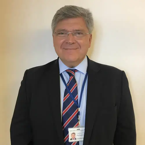 Professor Ruben Canelo