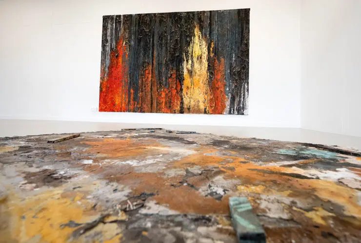 Artwork evoking an appreciation of decay and the passing of time