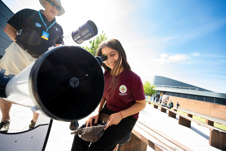 LSF25 Kennington Primary School Taheerah telescope