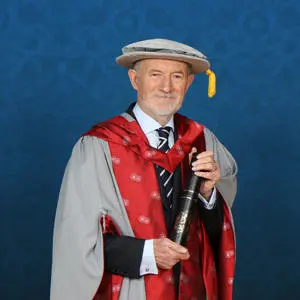dr-malcolm-mcvicar