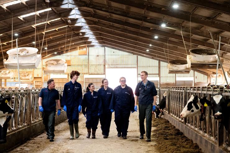news-University of Central Lancashire's Vet Summer School (5)