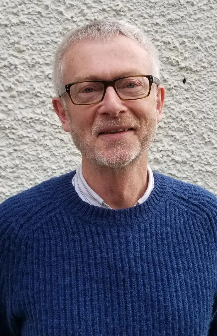 Dr Andrew Hobbs