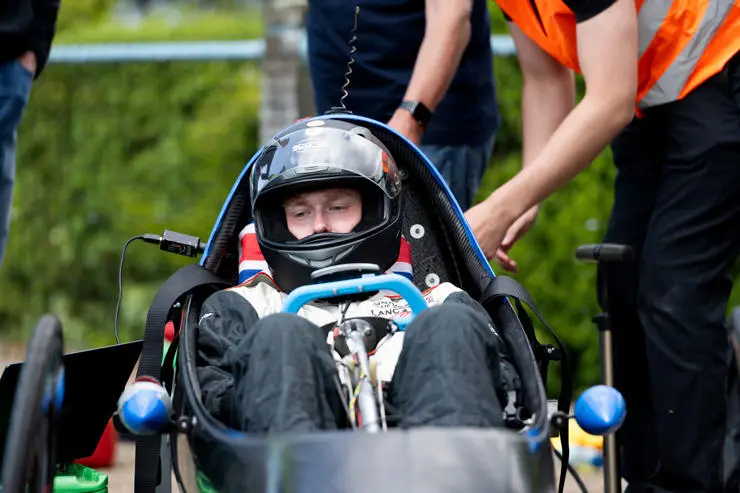 news-Eco-marathon car (1)