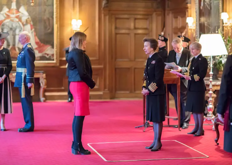 Dr Heather Bacon OBE speaking to Princess Anne