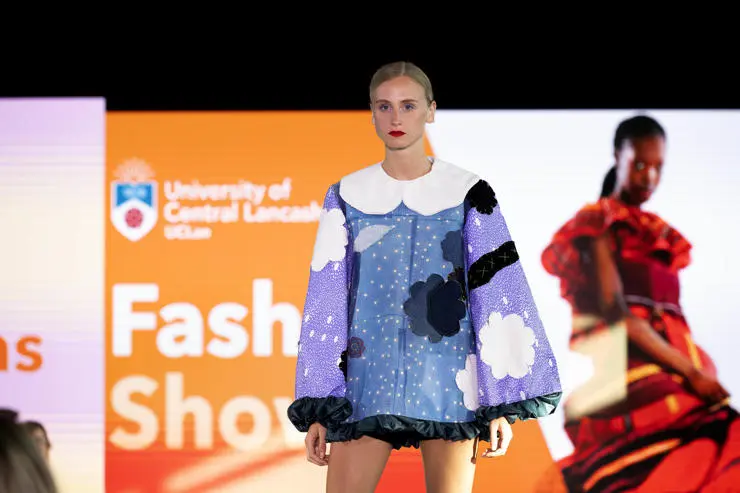 news-uclan fashion show (1)